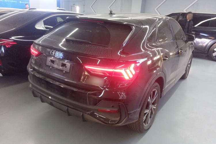 奥迪Q3 Sportback 2022款 40 TFSI 时尚型车身外观6005