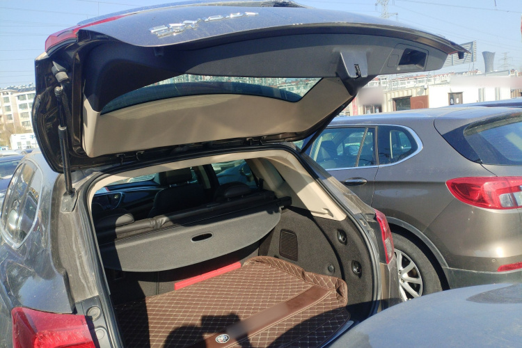 别克 昂科威 2016款 20T 两驱精英型局部细节23