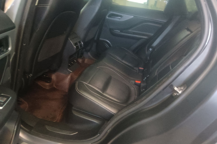 捷豹F-PACE 2020款 2.0T 赛旗版中控内饰21