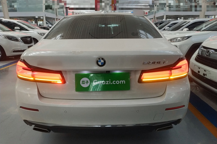 宝马5系 2021款 530Li 领先型 豪华套装车身外观6