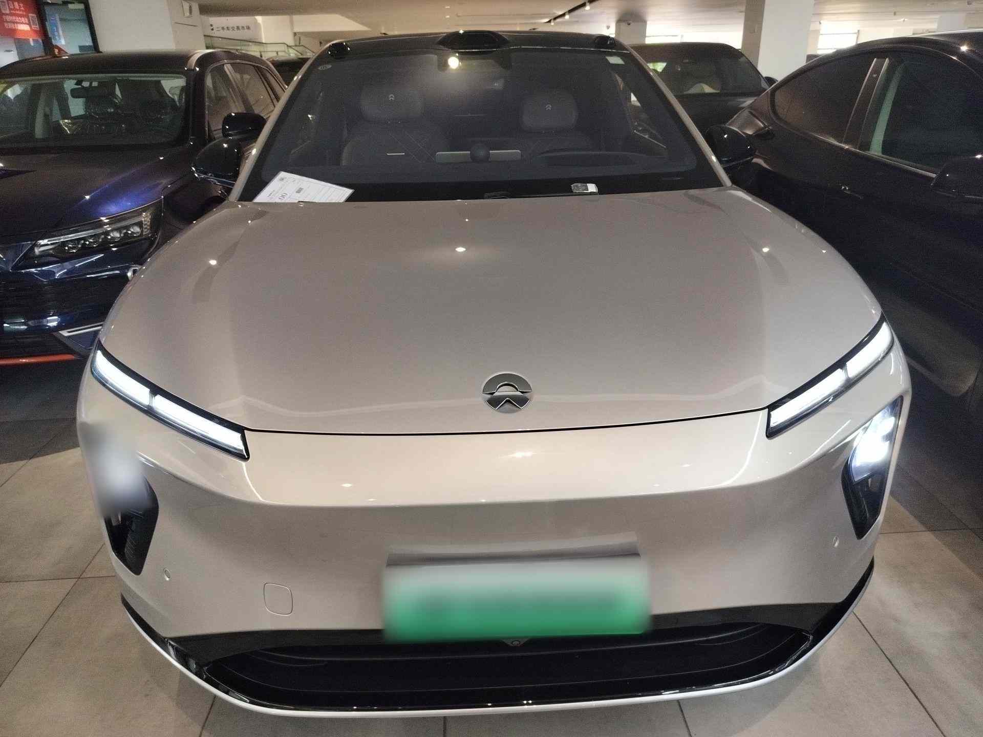 蔚来ET9 2025款 102kWh(1)