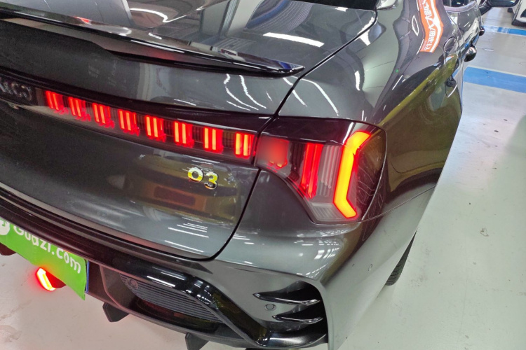 领克03 2023款 2.0TD DCT劲Halo车身外观9