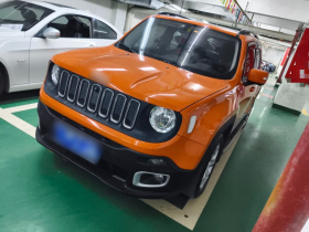 Jeep 自由侠 2018款 互联大屏版 180T 自动高能版