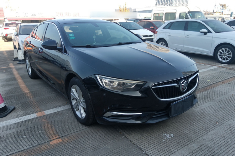 别克 君威 2017款 20T 精英型车身外观3