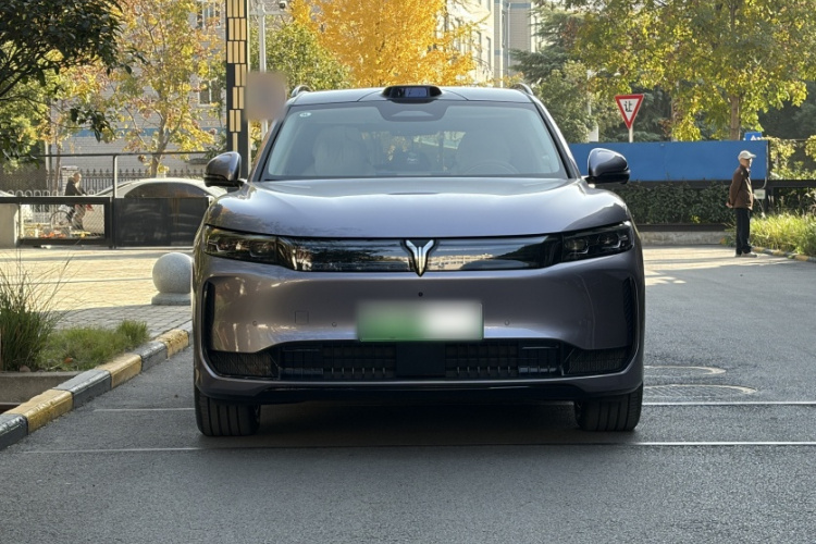 岚图汽车 岚图FREE 2025款 FREE+ 四驱乾崑版车身外观6005