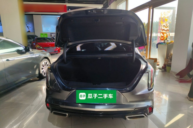 凯迪拉克CT4 2021款 28T 风尚型机舱底盘23