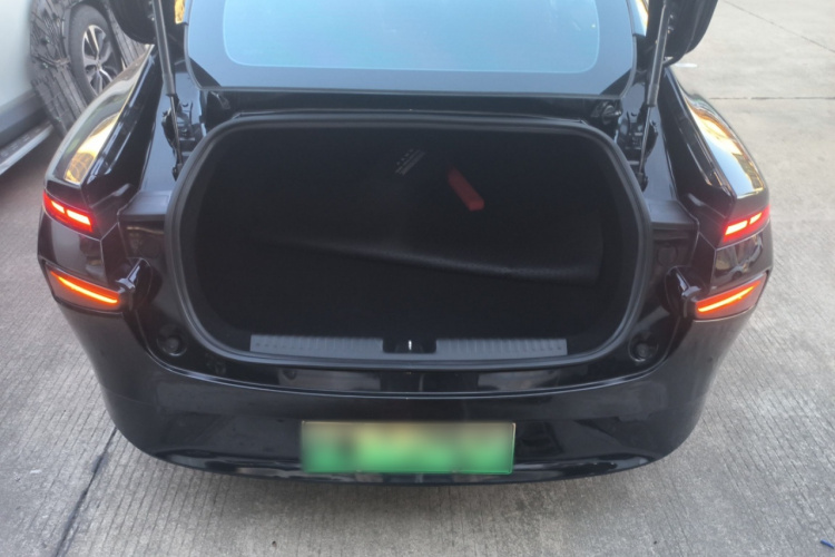 小鹏P7 2022款 480E机舱底盘23