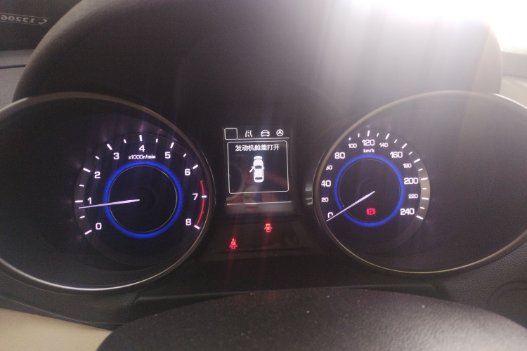 长安 逸动 2016款 1.6L 手动风尚型局部细节14