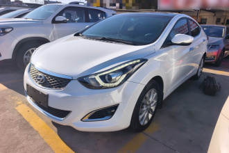 现代 朗动 2016款 1.6L 自动尊贵型