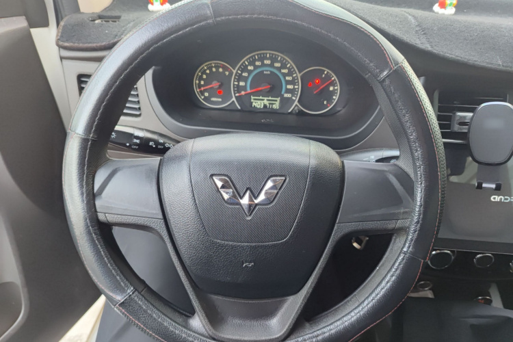 五菱汽车 五菱荣光V 2016款 1.5L标准型局部细节13