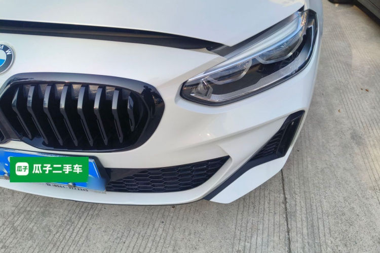 宝马1系 2022款 125i M运动曜夜版局部细节36