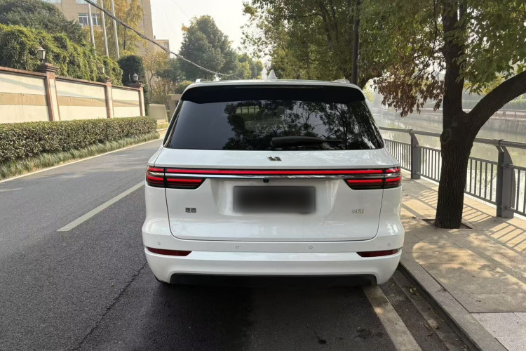 理想汽车 理想ONE 2020款 增程6座版车身外观6011