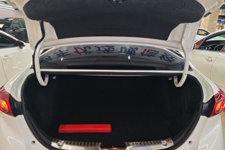 马自达3 昂克赛拉 2016款 三厢 1.5L 自动豪华型局部细节23