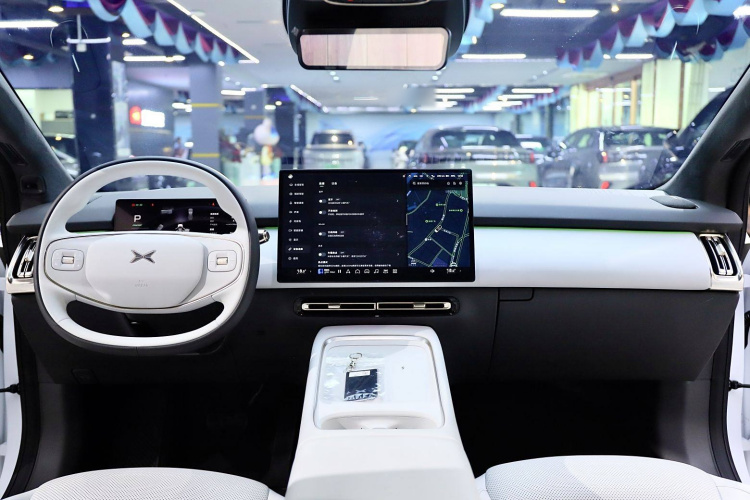 小鹏P7+ 2024款 长续航 Max中控内饰7007