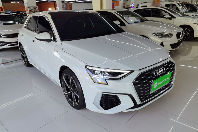 奥迪A3 2024款 Sportback 35 TFSI 时尚运动型车身外观6002