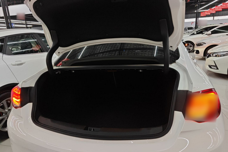 别克 君威 2020款 552T 精英型局部细节23