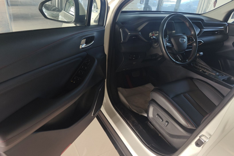 广汽传祺 传祺GS4 2020款 270T 自动智联科技版中控内饰20