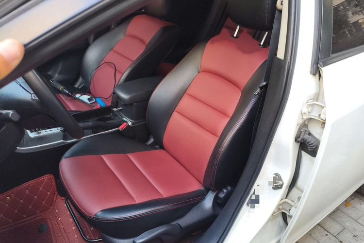 马自达6 2015款 2.0L 自动时尚型局部细节19