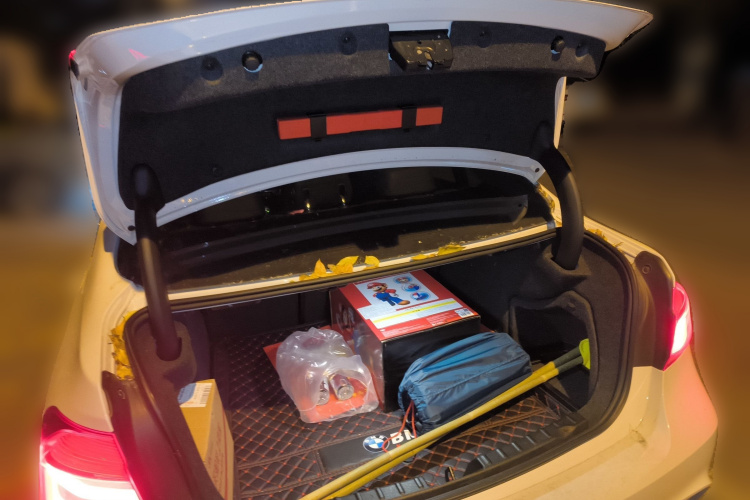 宝马3系 2018款 320Li 领先型M运动套装中控内饰23