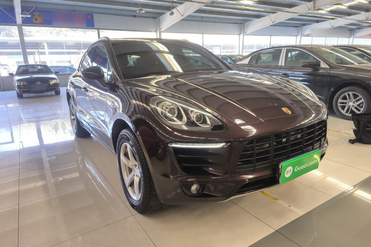 保时捷 2016款 Macan 2.0T车身外观3