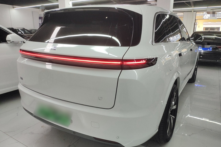 理想汽车 理想L7 2023款 Air车身外观7