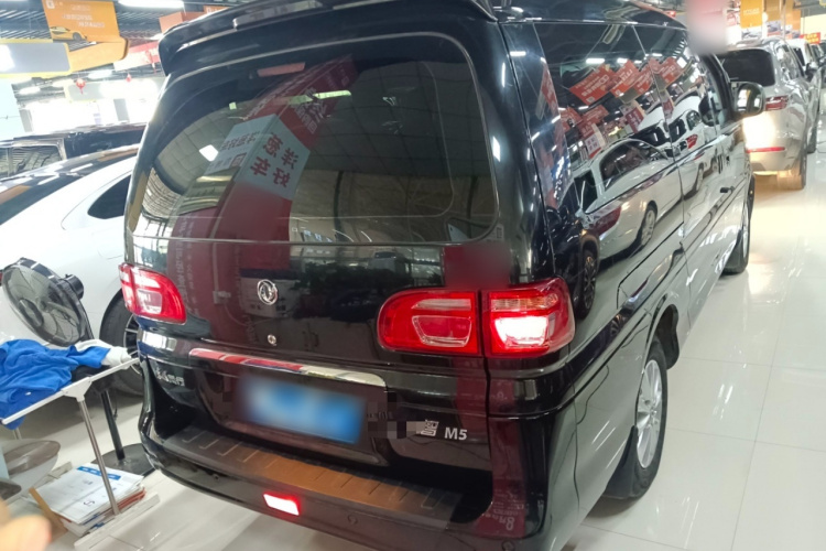 东风风行 菱智 2019款 M5L 1.6L 7座豪华型 国VI车身外观6003