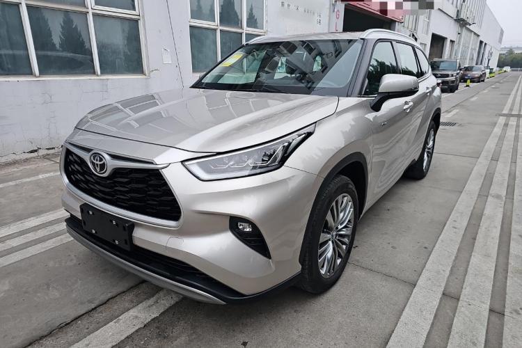 丰田 汉兰达 2024款 2.5L智能电混双擎两驱豪华版 7座车身外观1