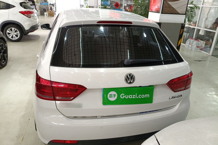 大众 朗行 2013款 1.6L 自动舒适型车身外观6