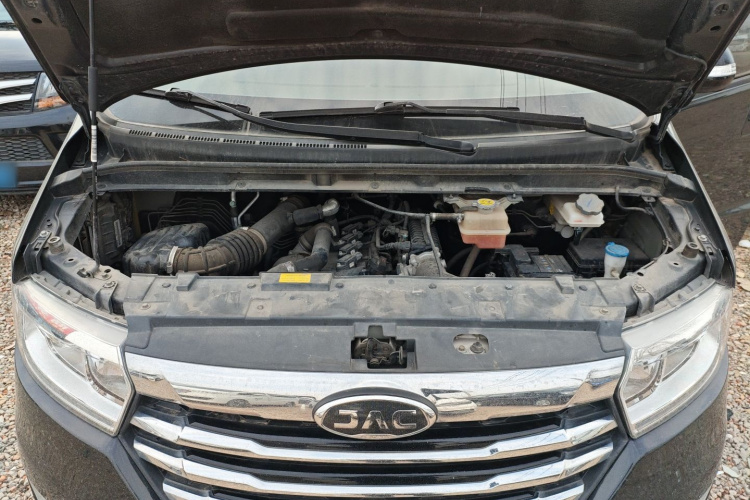 江淮瑞风 瑞风M3 2022款 1.5T 7座标准版机舱底盘24