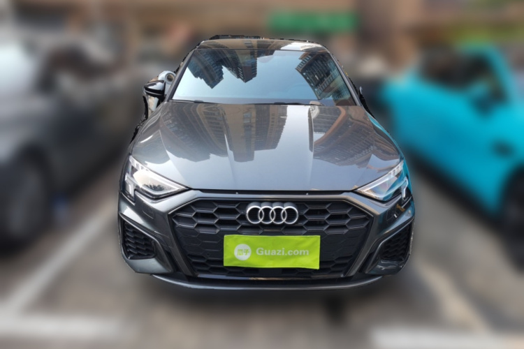 奥迪A3 2022款 Sportback 35 TFSI 时尚运动型车身外观2