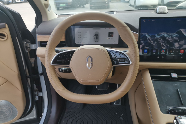 鸿蒙智行 问界M7 2024款 1.5T 四驱Plus版 5座局部细节13