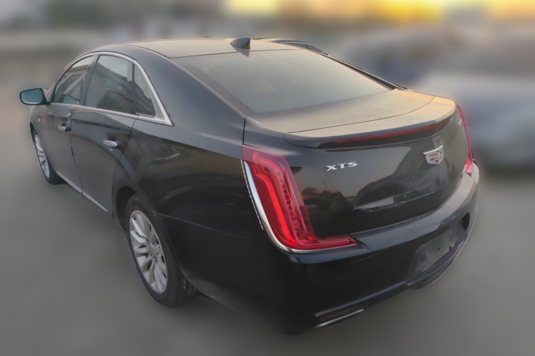 凯迪拉克XTS 2018款 28T 精英型车身外观5