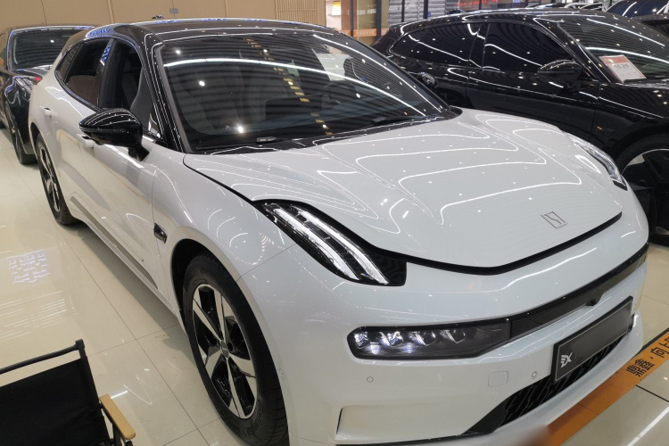 极氪001 2023款 WE版 86kWh车身外观3