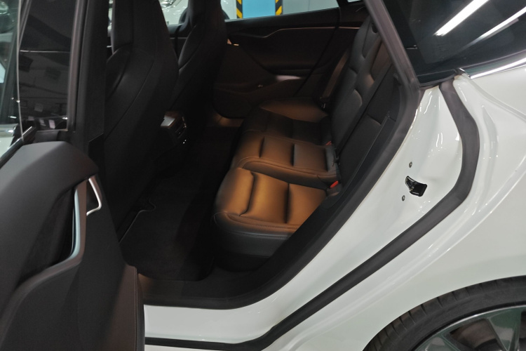 特斯拉 Model S 2019款 Performance 高性能版中控内饰21