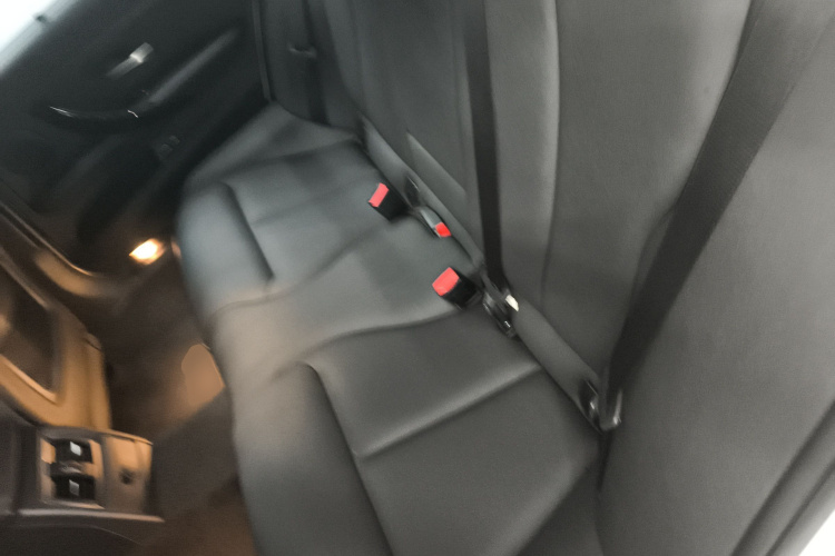 宝马3系 2017款 320Li 时尚型中控内饰21