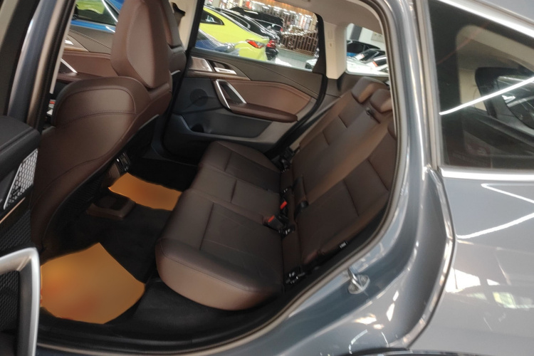 宝马X1 2023款 xDrive25Li X设计套装中控内饰7004