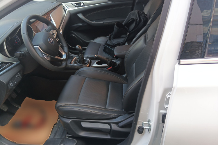 长安 逸动 2019款 1.6L GDI 手动超值版 国VI局部细节19