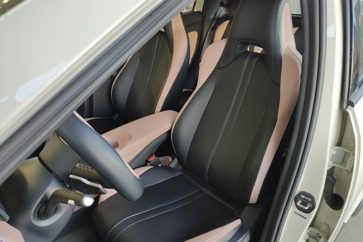 比亚迪 海鸥 2025款 智驾版 305km 自由版中控内饰19