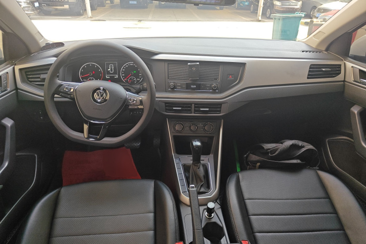 大众 Polo 2019款 Plus 1.5L 自动全景乐享版中控内饰7002