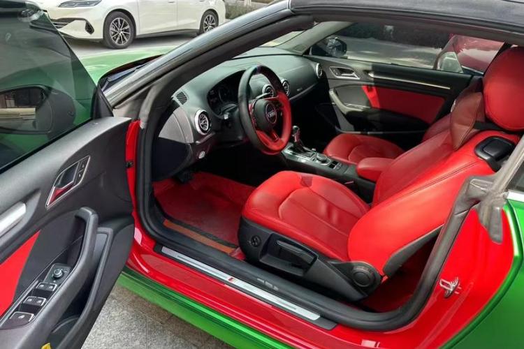 奥迪A3(进口) 2017款 Cabriolet 40 TFSI中控内饰7004