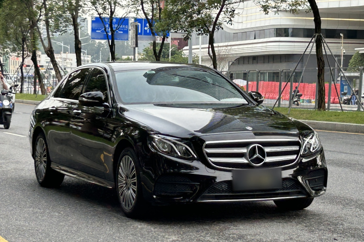 奔驰E级 2020款 改款 E 260 L 运动型车身外观6002