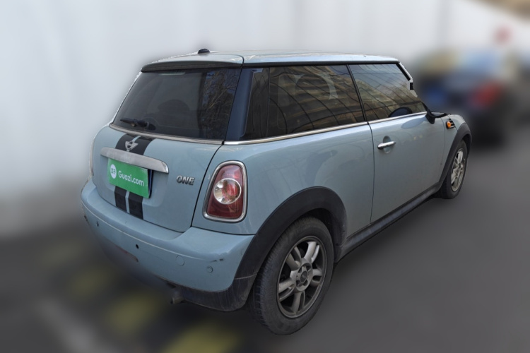 MINI 2011款 1.6L ONE车身外观7