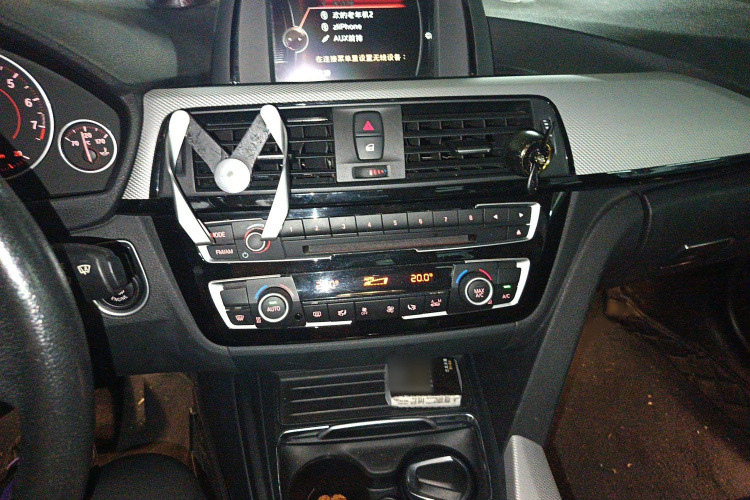 宝马3系 2017款 320i M运动型局部细节16