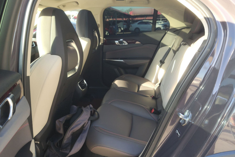 领克02 2020款 高能版 2.0T 自动两驱耀Pro版中控内饰21