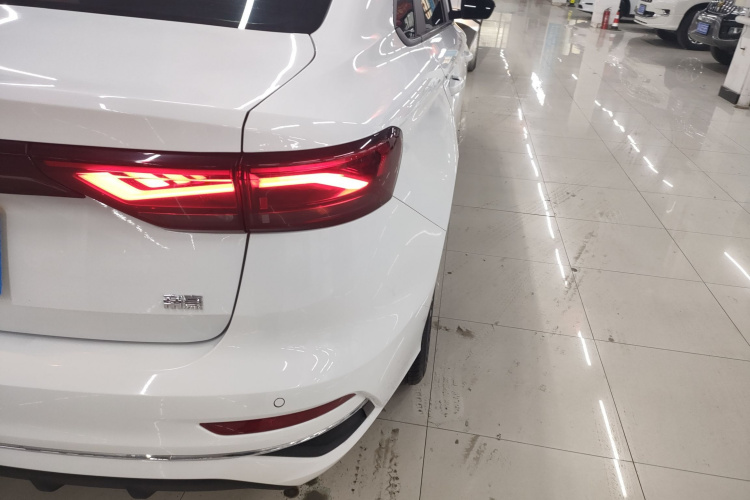 吉利汽车 帝豪 2022款 第4代 1.5L CVT精英型车身外观6006