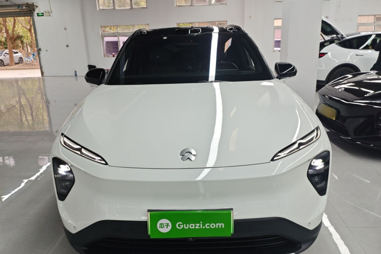 蔚来ES7 2022款 100kWh 首发版车身外观2