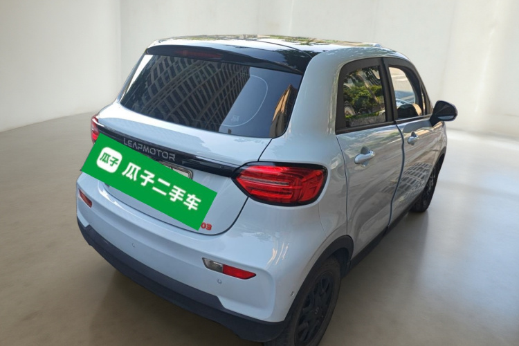 零跑汽车 零跑T03 2023款 403智享版车身外观7