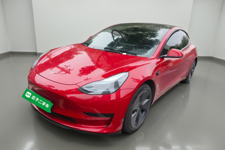 特斯拉 Model 3 2022款 后轮驱动版车身外观1
