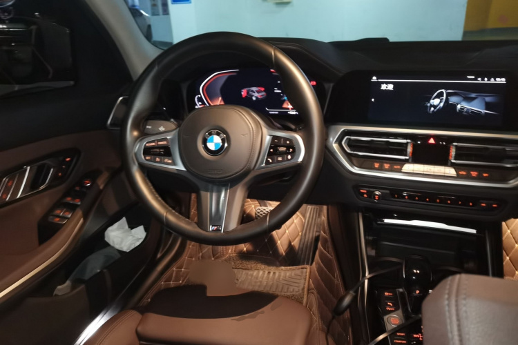 宝马3系 2021款 320Li M运动套装局部细节13