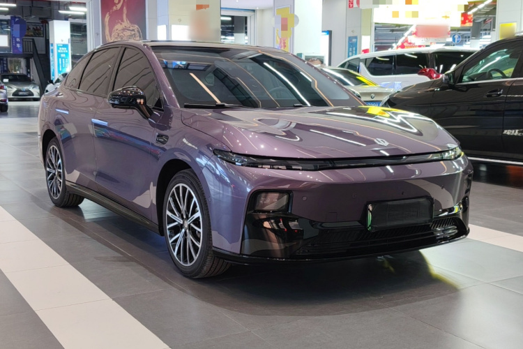 零跑汽车 零跑B01 2025款 650悦享版车身外观3